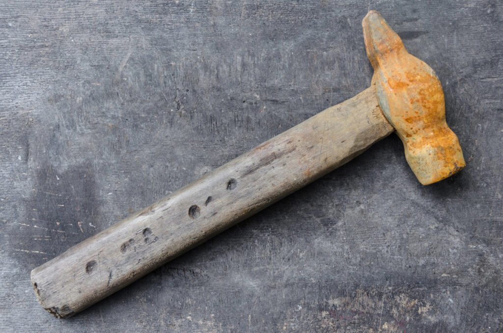 Antique Hammer Style